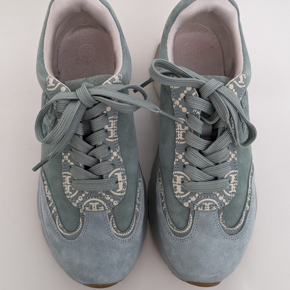 EUC! Tory Burch T Monogram Good Luck Sneaker Calf Leather Blue Celadon Size 7.5 - Picture 7 of 13